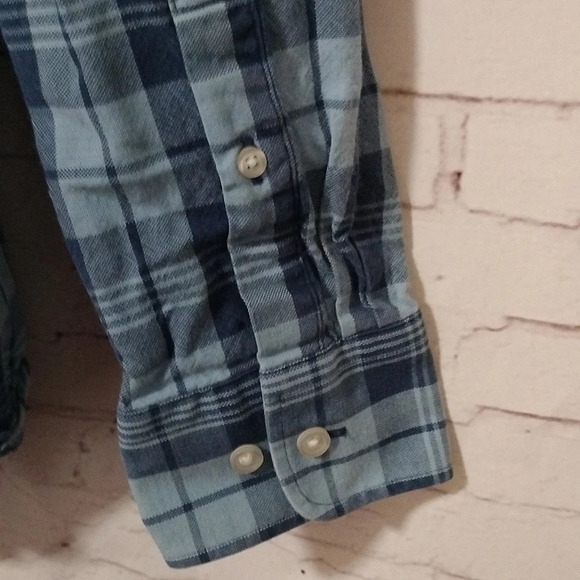 Charles Tyrwhitt Men's Sz Large Slim Fit Button Down Shirt Blue Plaid Cotton EUC - Picture 6 of 9